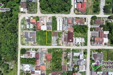 Terreno &agrave; venda - 360m&sup2; - Centro