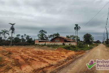 Terreno &agrave; venda - 360m&sup2; - Barra do Sa&iacute;