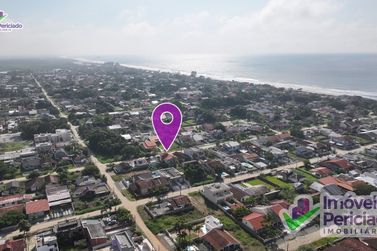 Casa &agrave; venda - 225m&sup2; - Barra do Sa&iacute;