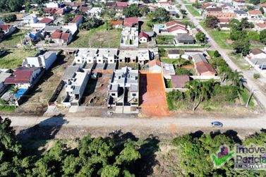 Terreno &agrave; venda - 360m&sup2; - Cambij&uacute;