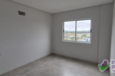 Apartamento &agrave; venda - 207m&sup2; - Barra do Sa&iacute;