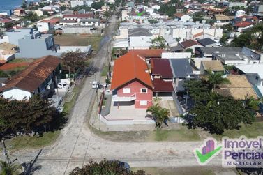 Casa &agrave; venda - 360m&sup2; - Cambij&uacute;