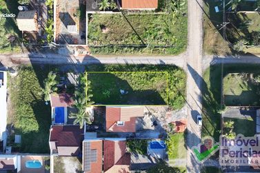 Terreno &agrave; venda - 360m&sup2; - Cambij&uacute;