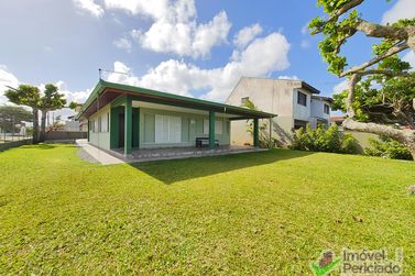 Casa para alugar - 243m&sup2; - Barra do Sa&iacute;