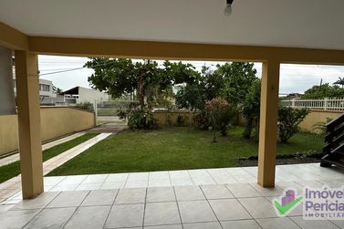 Casa &agrave; venda - 184m&sup2; - Continental