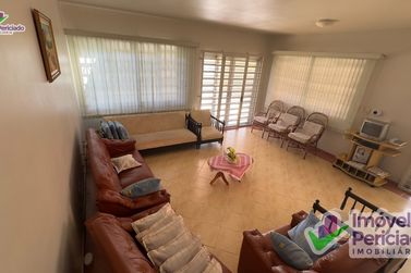 Casa &agrave; venda - 225m&sup2; - Barra do Sa&iacute;