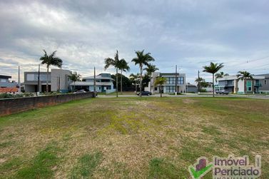 Terreno &agrave; venda - 387m&sup2; - Barra do Sa&iacute;