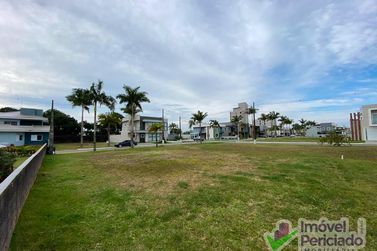 Terreno &agrave; venda - 387m&sup2; - Barra do Sa&iacute;