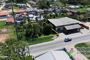 Terreno &agrave; venda - 360m&sup2; - Centro
