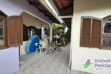 Casa &agrave; venda - 203m&sup2; - Centro
