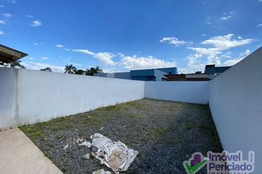 Casa &agrave; venda - 66m&sup2; - Cambiju