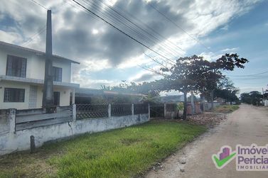 Casa &agrave; venda - 99m&sup2; - Centro