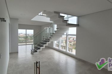 Apartamento &agrave; venda - 207m&sup2; - Barra do Sa&iacute;