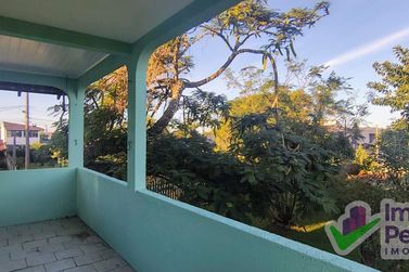 Sobrado para alugar - 216m&sup2; - Barra do Sa&iacute;