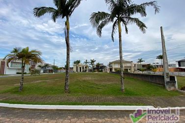 Terreno &agrave; venda - 387m&sup2; - Barra do Sa&iacute;