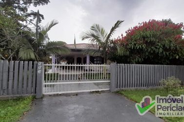 Casa &agrave; venda - 203m&sup2; - Centro