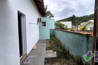 Casa &agrave; venda - 86m&sup2; - Continental