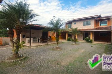 Casa &agrave; venda - 202m&sup2; - Centro