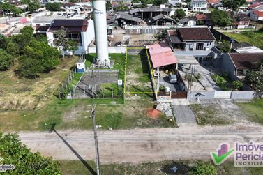 Terreno &agrave; venda - 180m&sup2; - S&atilde;o Jos&eacute;