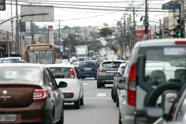 Paran&aacute; registra alta de 34% em emplacamentos de ve&iacute;culos em 2025