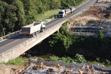Obras causam interdi&ccedil;&otilde;es na BR-153 entre Santo Ant&ocirc;nio da Platina e Jacarezinho