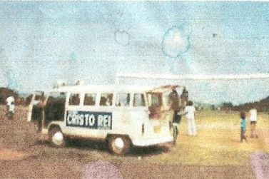 Kombi escolar marcou a trajet&oacute;ria do antigo Col&eacute;gio Cristo Rei em Jacarezinho