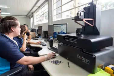 ​Paran&aacute; j&aacute; digitalizou mais de 5,5 milh&otilde;es de p&aacute;ginas em projeto in&eacute;dito da Educa&ccedil;&atilde;o