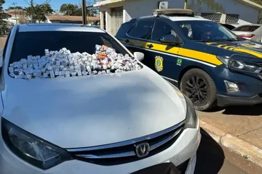 ​PRF apreende 1,5 mil ampolas de emagrecedores ocultas em carro em Londrina