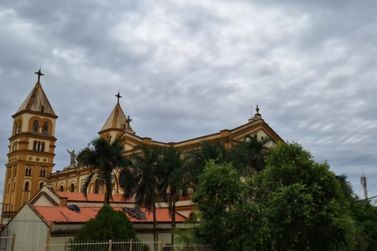 ​Jacarezinho tem fim de semana ensolarado com noites amenas e m&aacute;ximas de 24&deg;C
