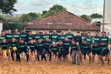 Torneio de futev&ocirc;lei da Paludo Arena re&uacute;ne 20 duplas de oito cidades