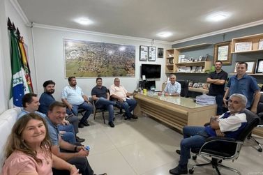 Reajuste salarial dos servidores de Loanda ser&aacute; pago a partir de dezembro