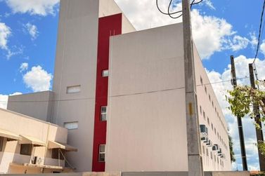 Governador estar&aacute; em Loanda nesta semana