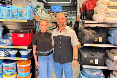 Agromil inaugura com pet shop completo e veterin&aacute;ria em Nova Londrina