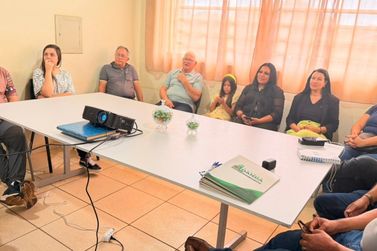 Confer&ecirc;ncia re&uacute;ne ideias para desenvolver o turismo loandense