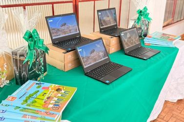 Escolas municipais de Loanda e regi&atilde;o recebem kits tecnol&oacute;gicos