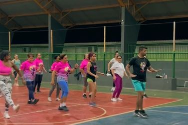 Loanda oferece aulas gratuitas de dan&ccedil;a e treinamento funcional para mulheres