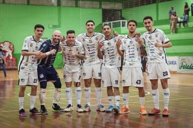 Loanda vence de goleada na 6&ordf; rodada do Paranaense de Futsal