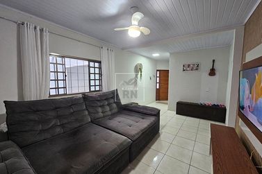 Casa &agrave; venda - 160m&sup2; - Jardim Panorama