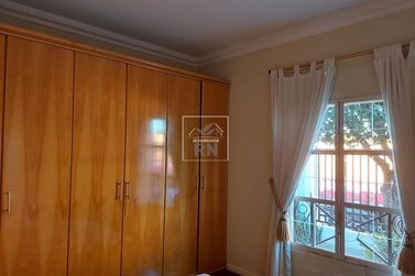 Casa &agrave; venda - 183m&sup2; - Jardim Panorama