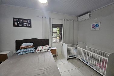 Casa &agrave; venda - 160m&sup2; - Jardim Panorama