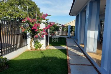 Casa &agrave; venda - 183m&sup2; - Jardim Panorama