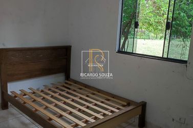 Ch&aacute;cara &agrave; venda - S&atilde;o Jos&eacute; do Iva&iacute;