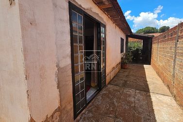 Casa &agrave; venda - Vila Nova