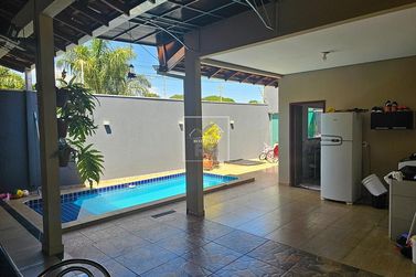Casa &agrave; venda - 160m&sup2; - Jardim Veneza