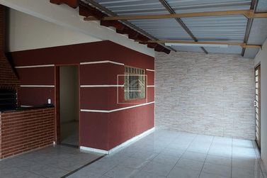 Casa &agrave; venda - 230m&sup2; - Centro