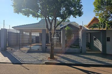 Casa &agrave; venda - 220m&sup2; - Vila Uni&atilde;o
