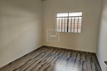 Casa &agrave; venda - 200m&sup2; - Centro