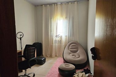 Casa &agrave; venda - 90m&sup2; - Centro