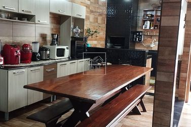 Casa &agrave; venda - 130m&sup2; - Centro