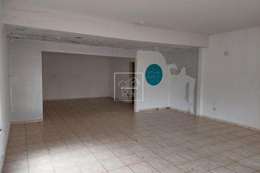 Sala Comercial &agrave; venda - 300m&sup2; - Centro